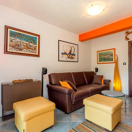 Casa vacanze Vacation House-jacuzzi Garden