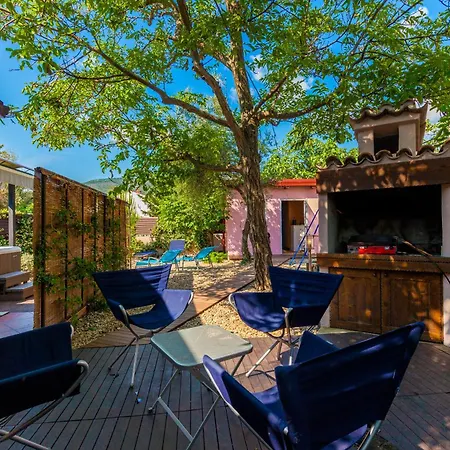 Vacation House-jacuzzi Garden