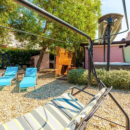 Vacation House-jacuzzi Garden * Selce