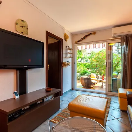 Vacation House-jacuzzi Garden Ferienhaus Selce