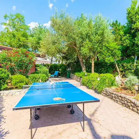 Vacation House-jacuzzi Garden