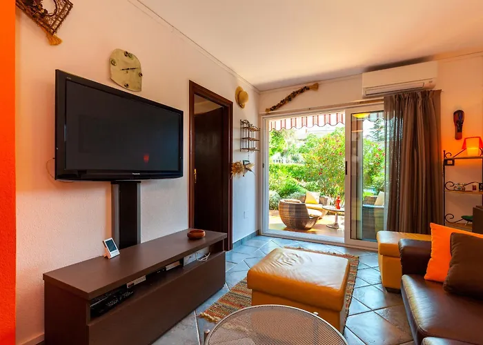 Vacation House-jacuzzi Garden Ferienhaus Selce