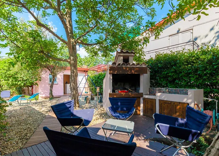 Vacation House-jacuzzi Garden * Selce